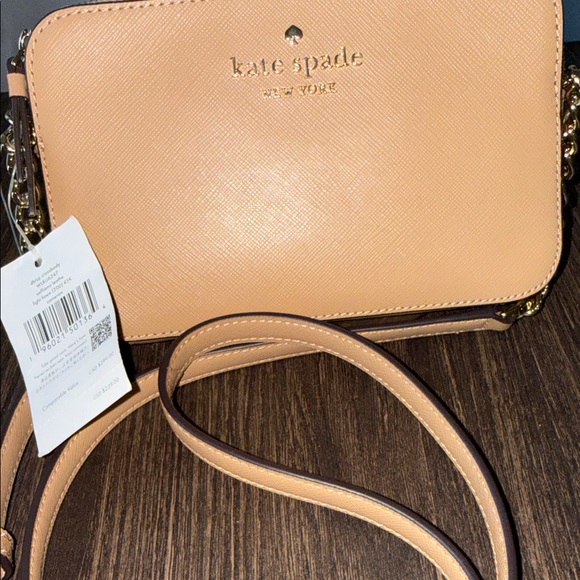 kate spade Handbags - Kate Spade Peach Crossbody Bag